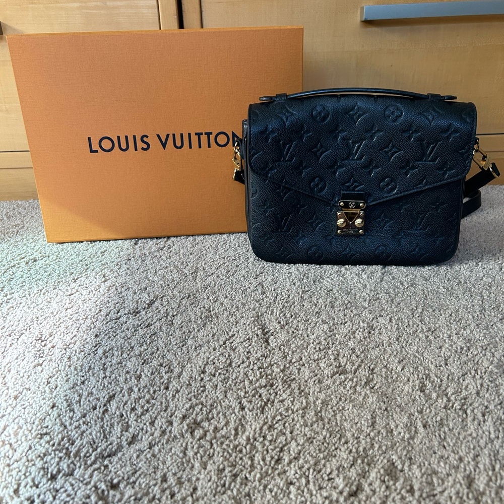 Louis Vuitton Empreinte Pochette Metis